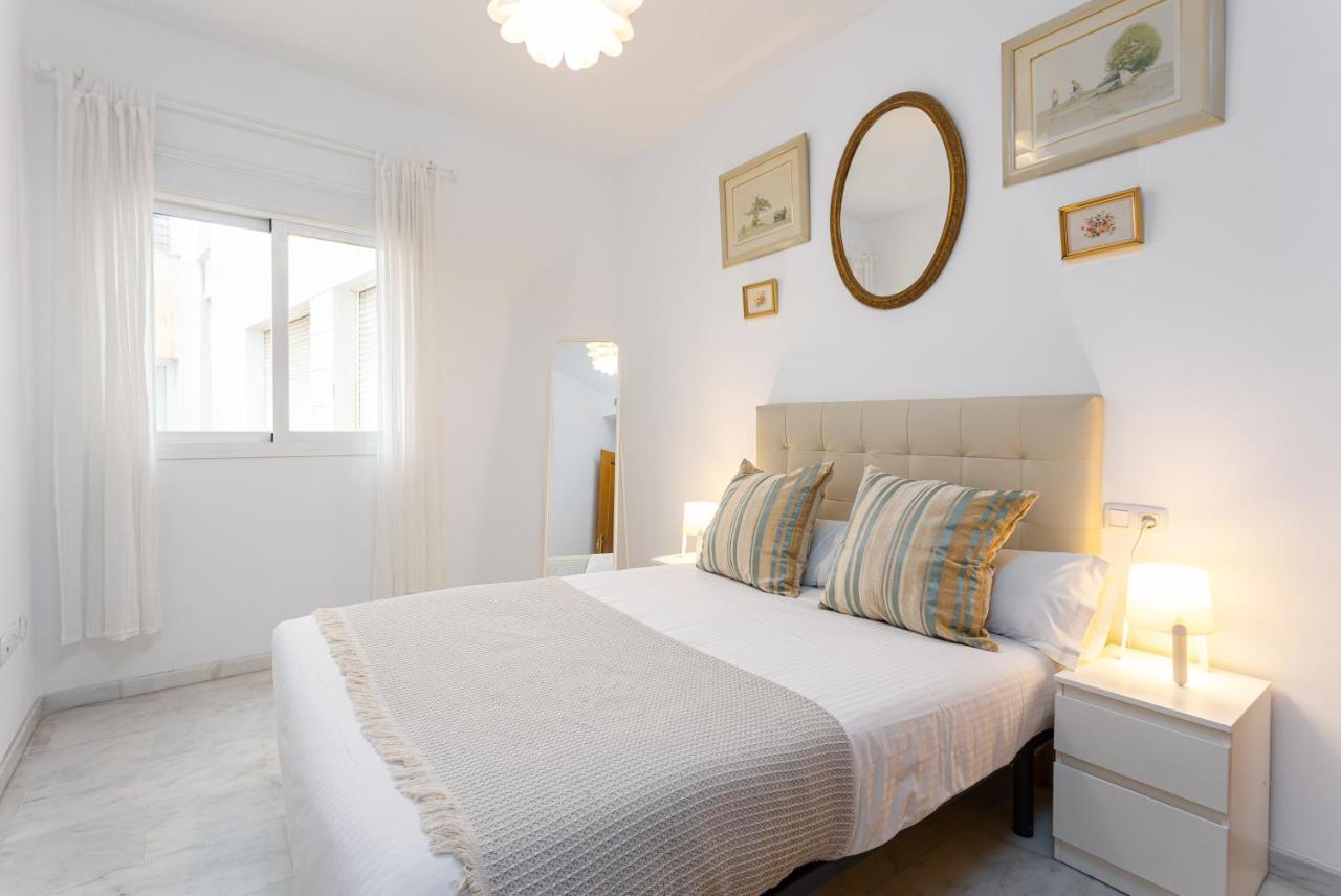Appartement Holidays2malaga Carrera Capuchinos Free Parking Aircon Downtown *