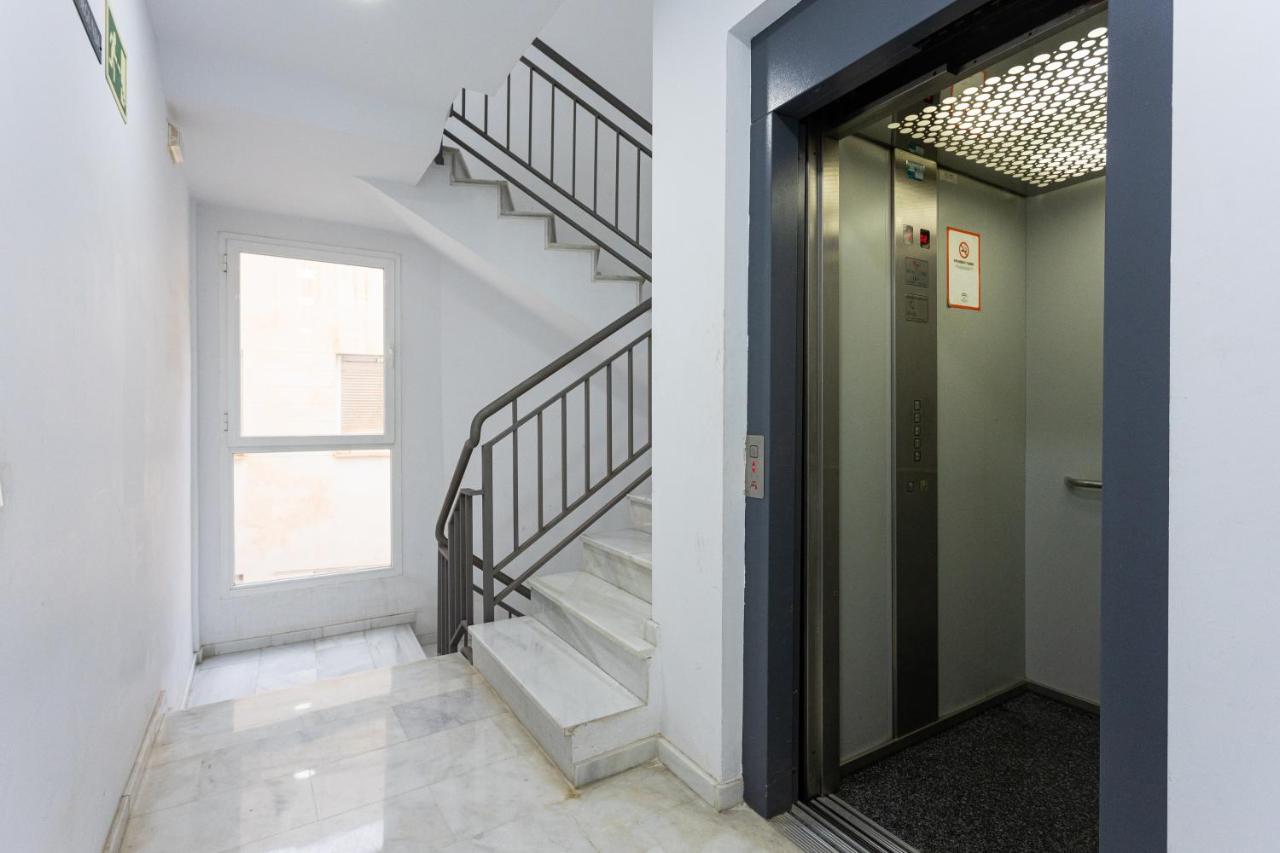 Appartement Holidays2malaga Carrera Capuchinos Free Parking Aircon Downtown Málaga